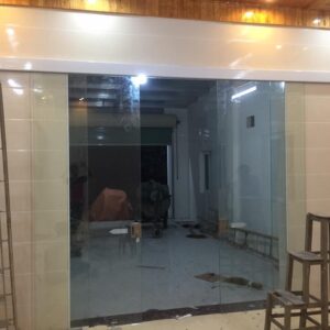 Cửa kính đẹp tại Quảng Trị